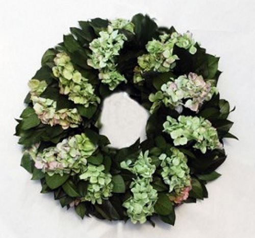 18" Green Garden Wreath